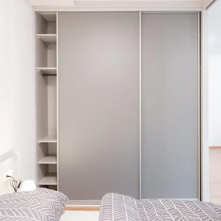Castle Hill Modern Free Parking * Pressburg